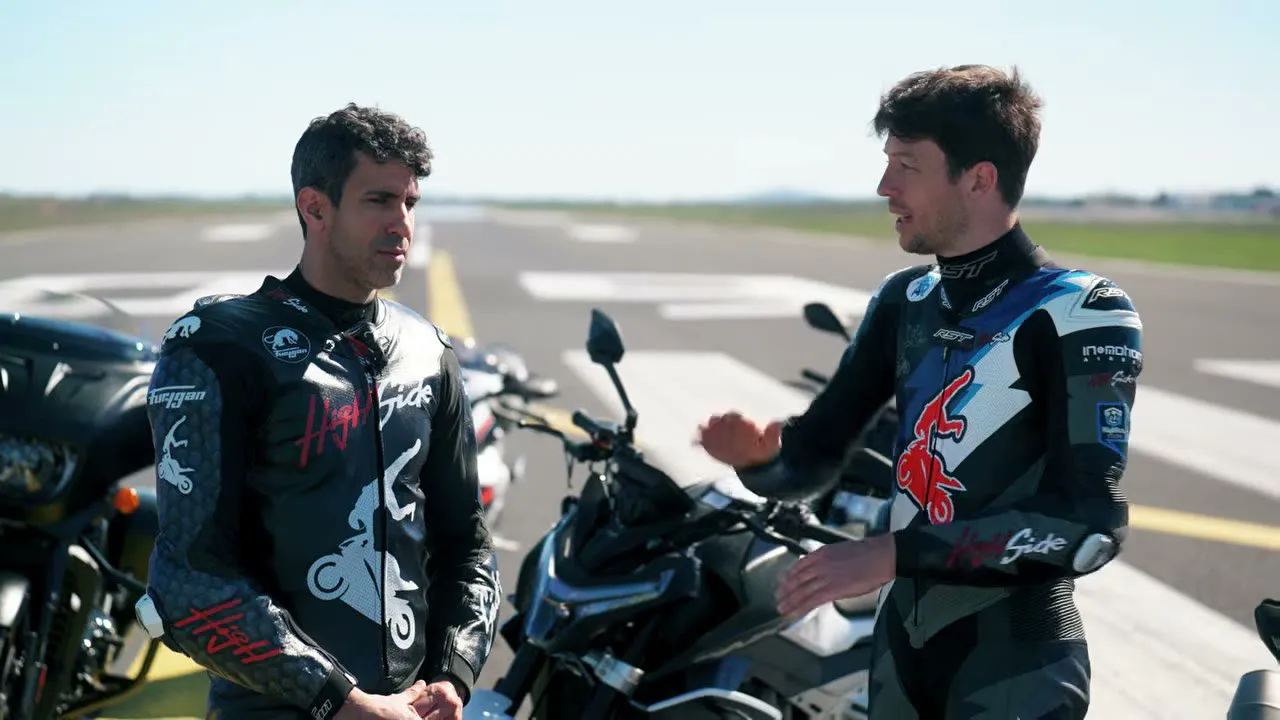 21 motos, 1000 mètres départ arrêté, 1 gagnante - 03