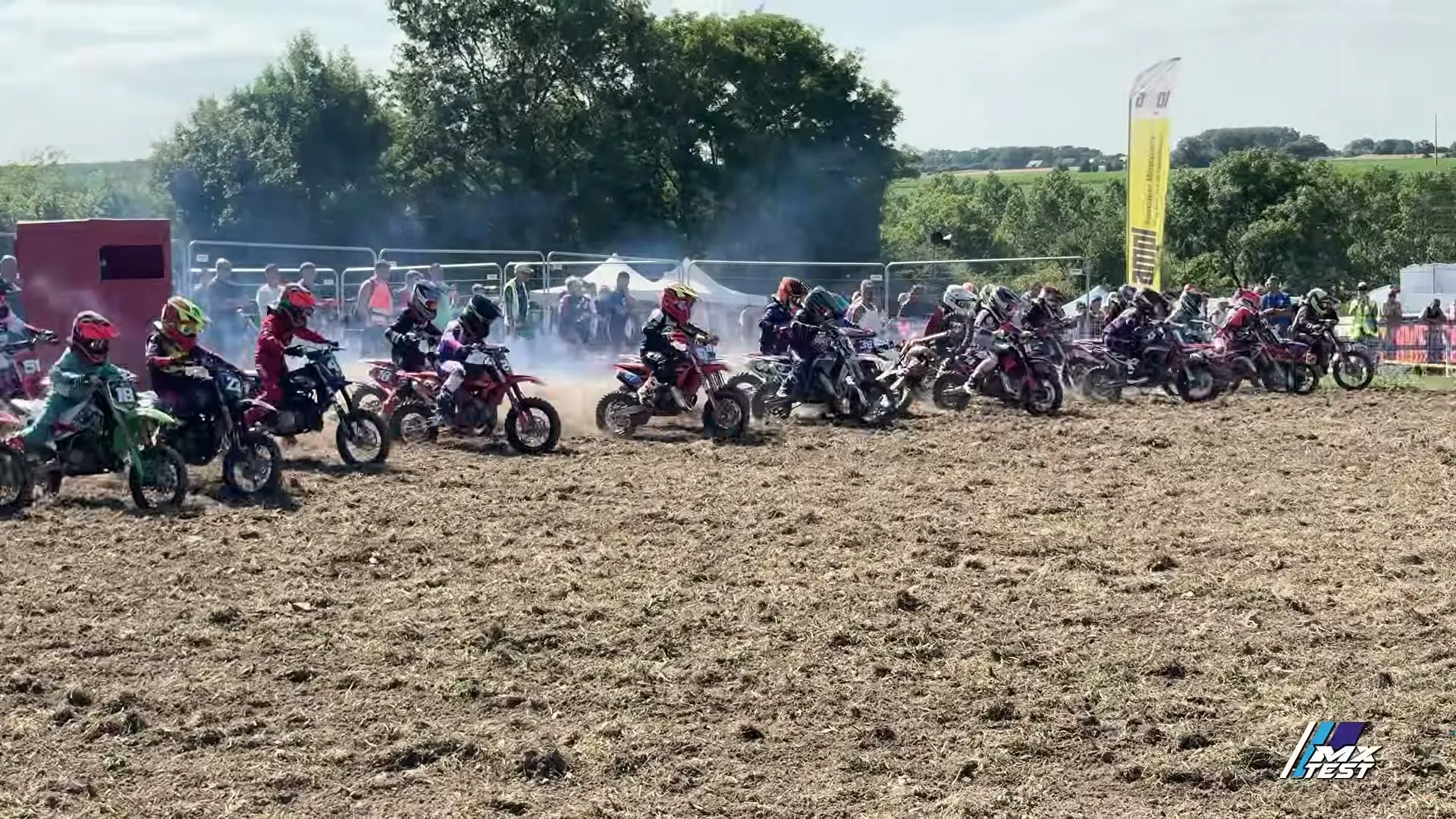 250 CR 1986 sur le ELF AMPL Motocross - 05