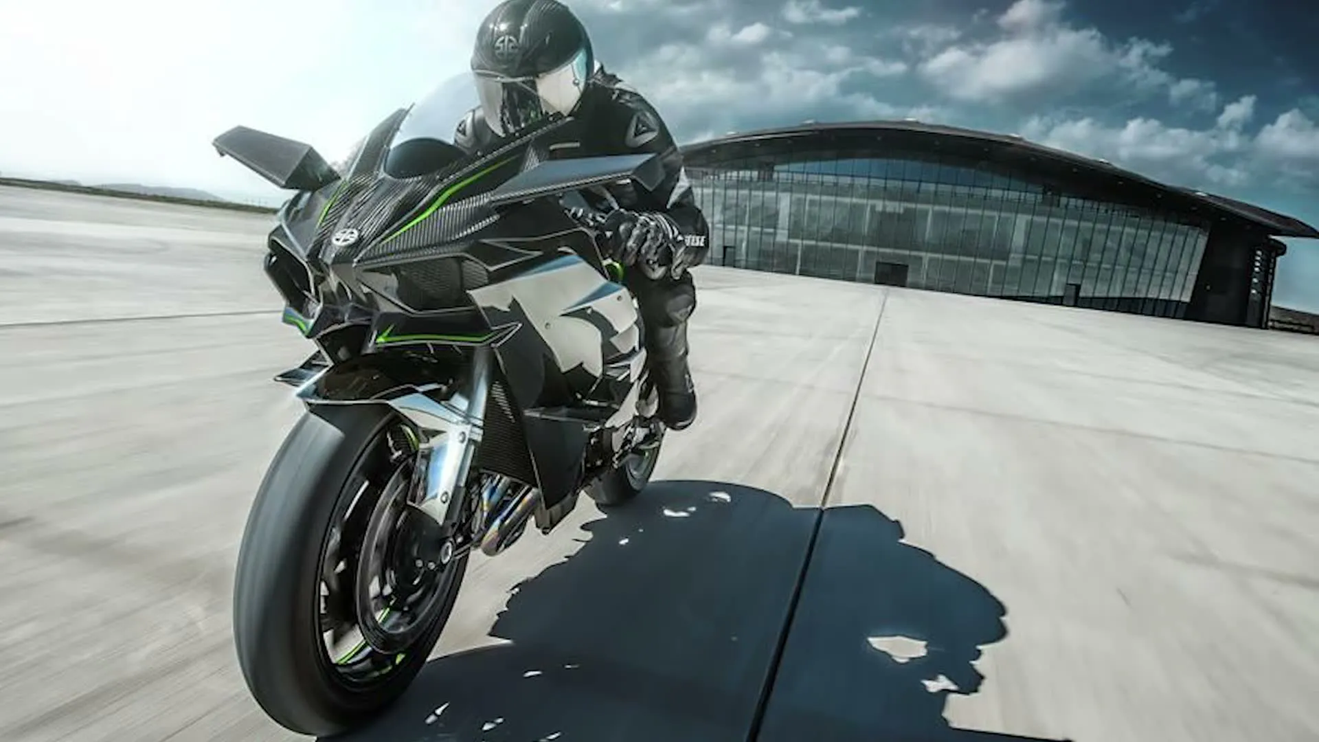 340 KM H dans l'affaire HAYABUSA, c'était lui ! - 26
