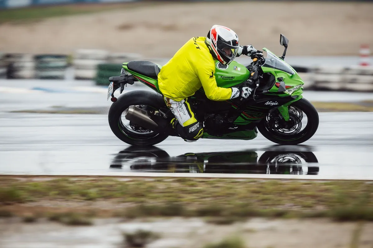 Essai Kawasaki ZX-4RR fais moi hurler… - 07