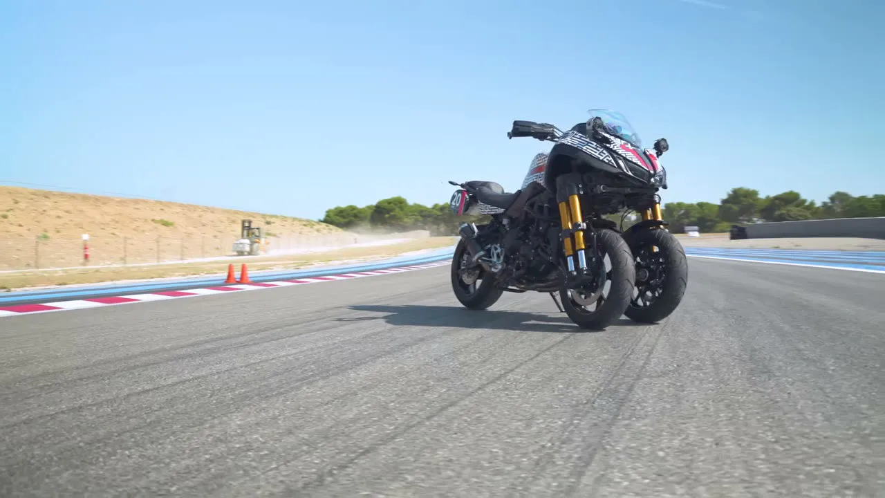 ESSAI Yamaha Niken Turbo - 04