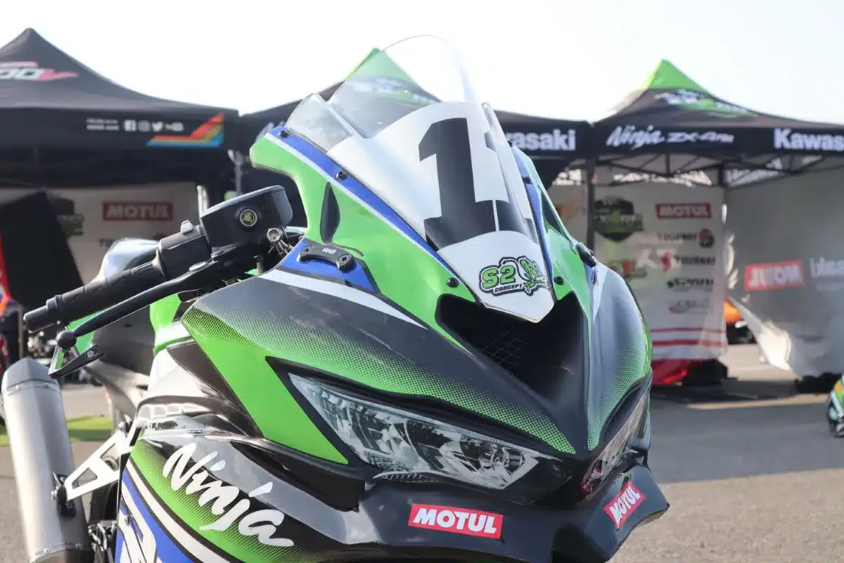 Kawasaki ZX-4RR Cup prix du kit, préparation, tout savoir - 06