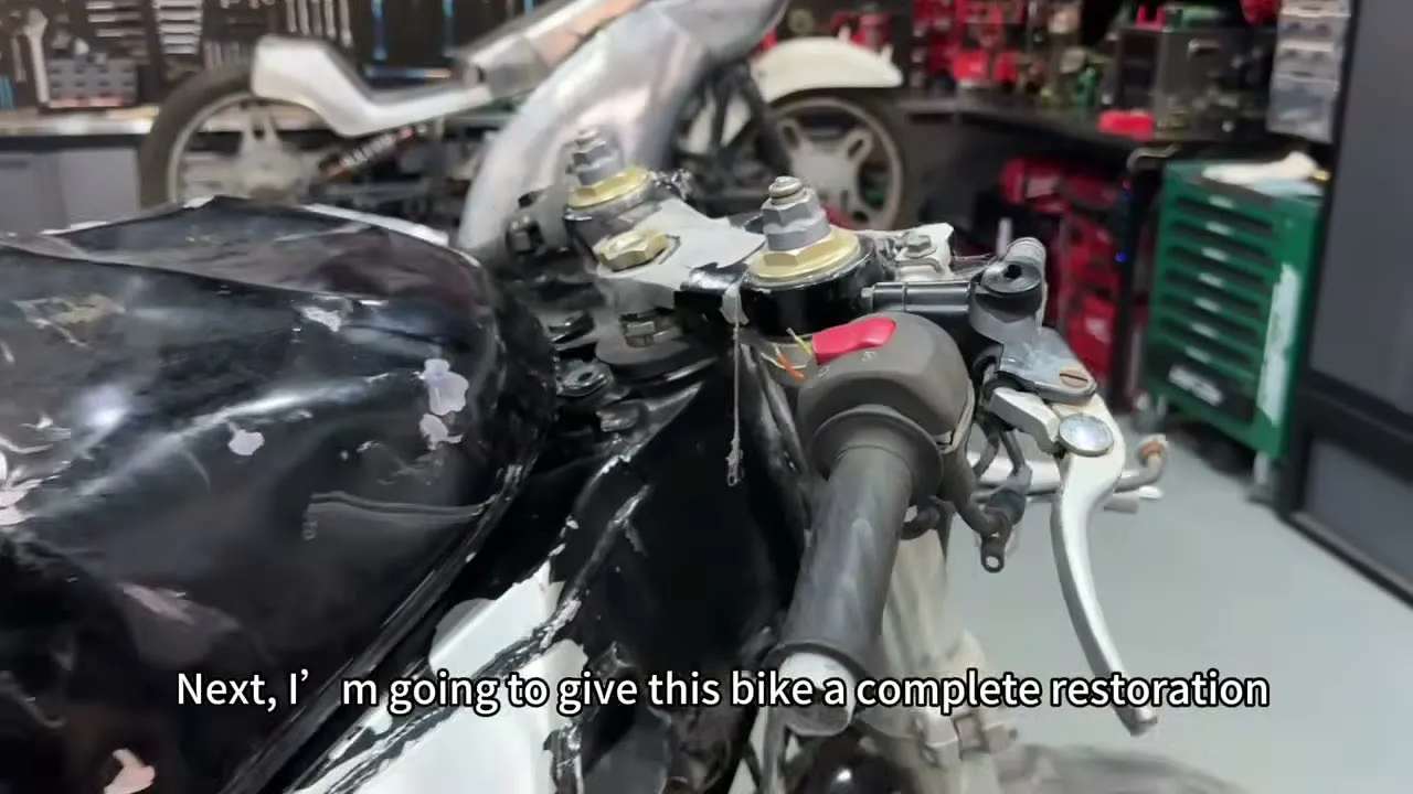 Ressusciter une Suzuki 750 GSXR - 14