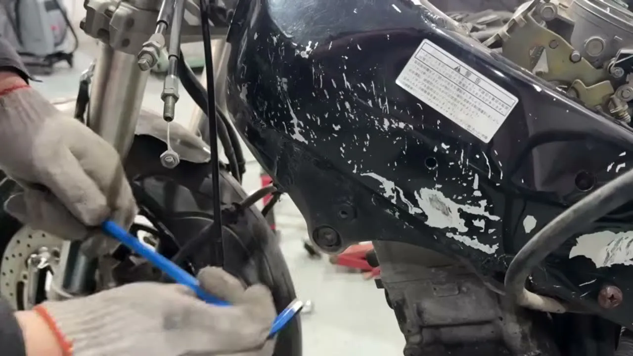 Ressusciter une Suzuki 750 GSXR - 17