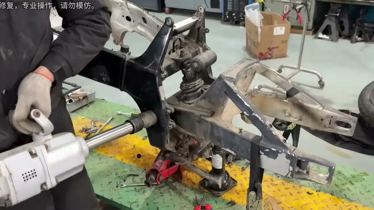 Ressusciter une Suzuki 750 GSXR - 23