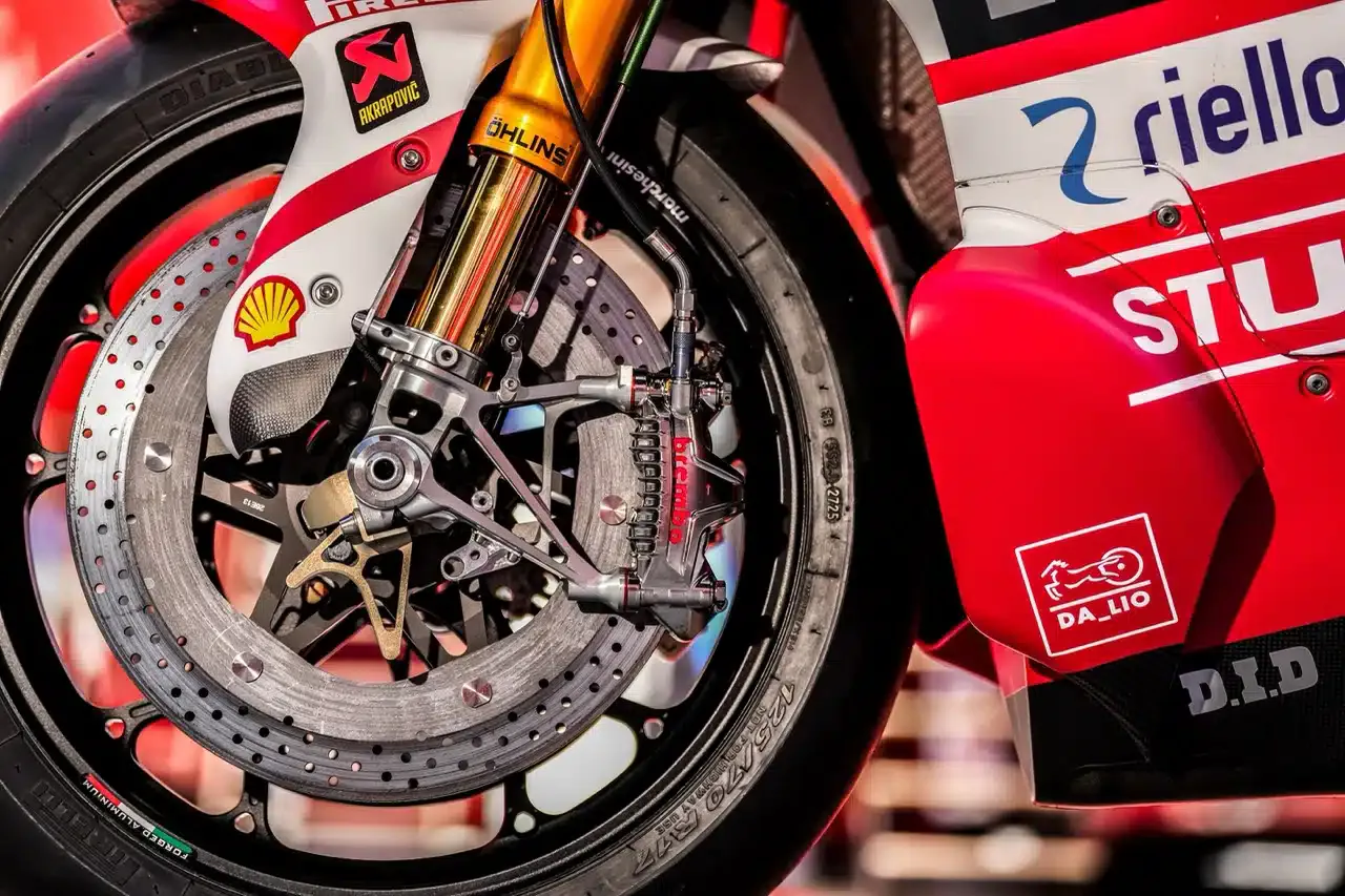 Révolution en World Superbike, disque carbone céramique pour tout le monde en 2027 - 02