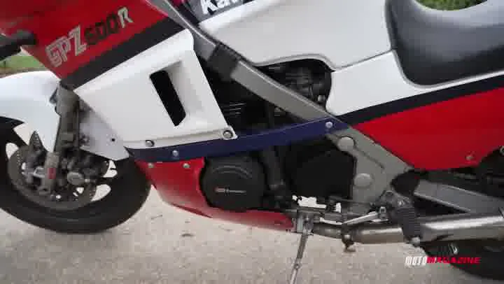 Sage de la KAWASAKI GPZ 600 R - 11