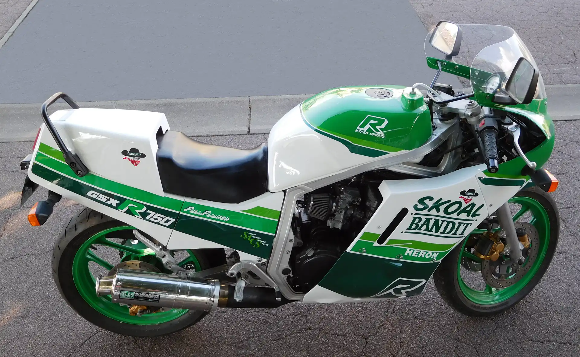 SUZUKI 750 et 1100 GSXR Air-Huile, l'ère des sportives modernes - 04