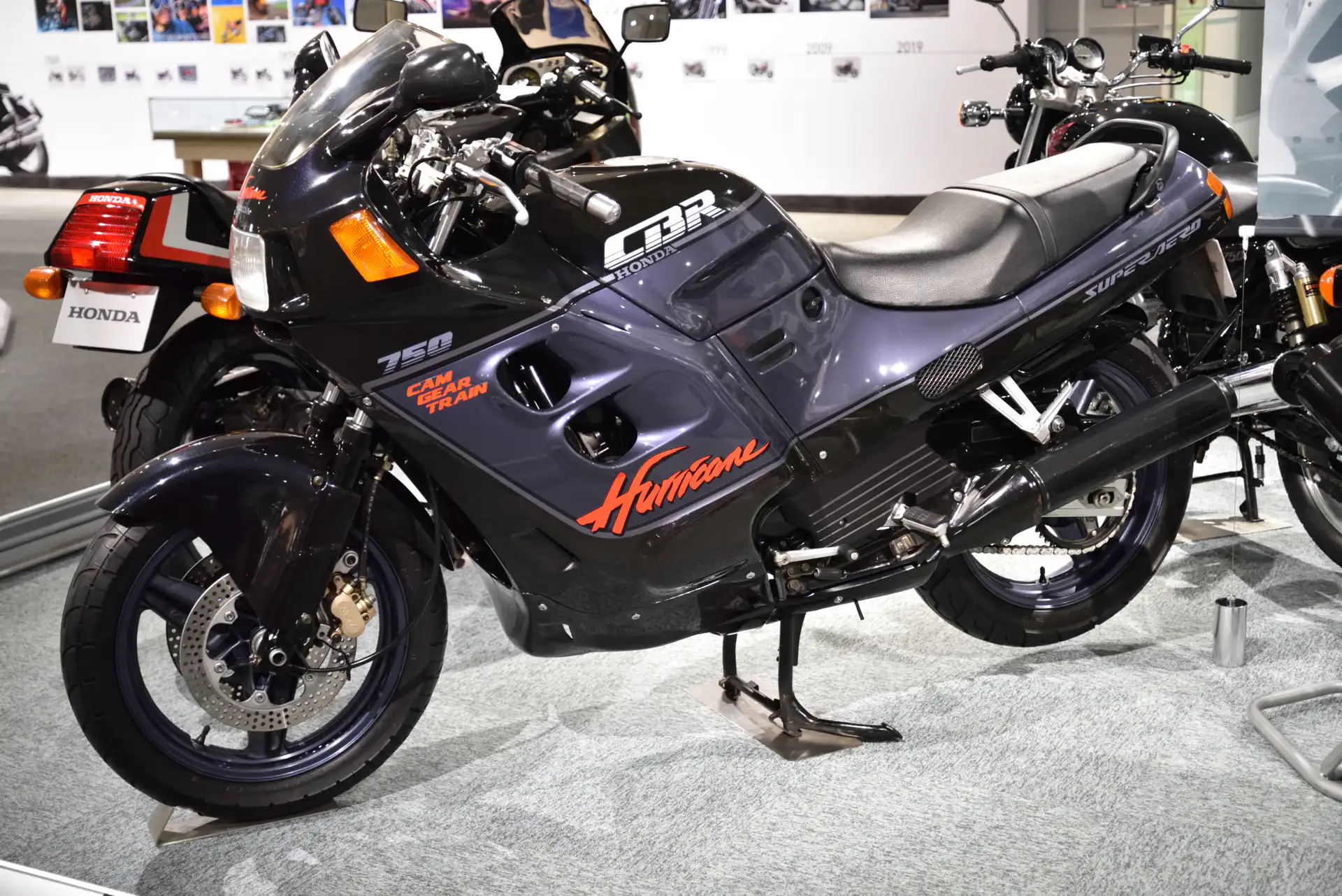 SUZUKI GSXR, 40 ans de success story - 06