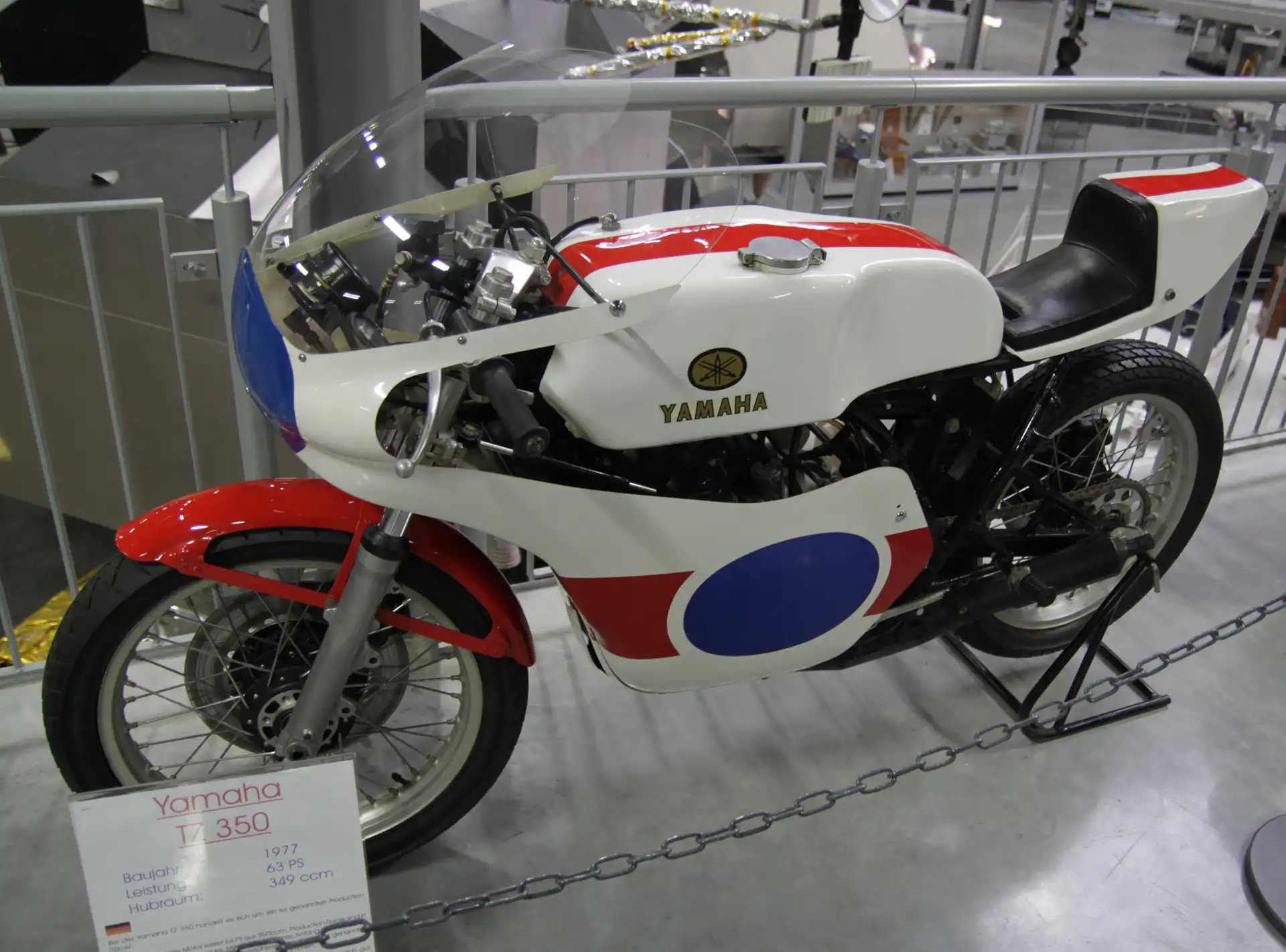 YAMAHA 350 RDLC - Naissance d'un mythe du 2 Temps - 18