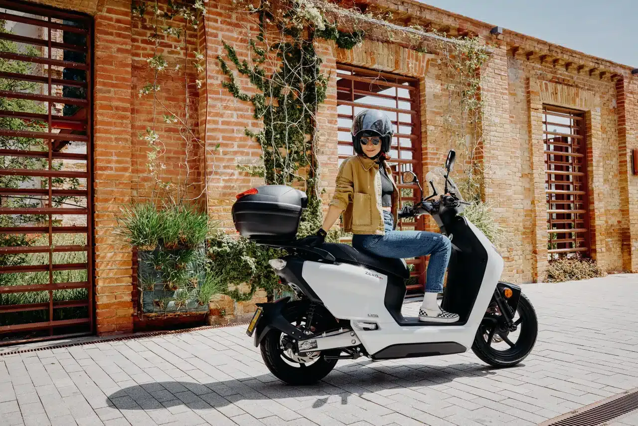 Zero Motorcycles lance un bonus de 500€ pour nouveaux permis moto - 03